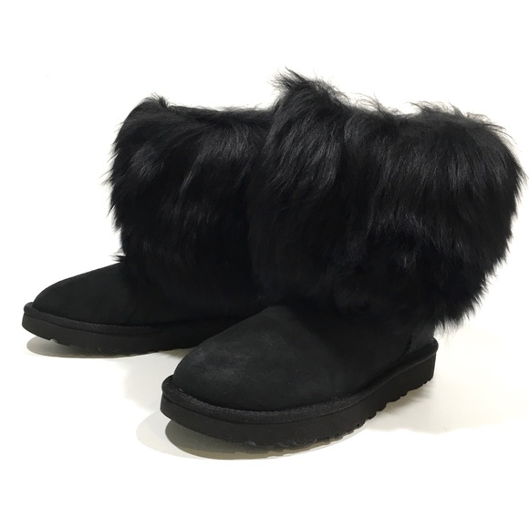 UGG MONGOLIAN CLASSIC SHORT SHEEPSKIN CUFF BOOTS -BLACK SUEDE -WOMENS US 7 -NEW - Picture 3 of 8